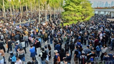 Hongkong: Friedlicher Marsch und Proteste zur Erinnerung an die fünf Forderungen