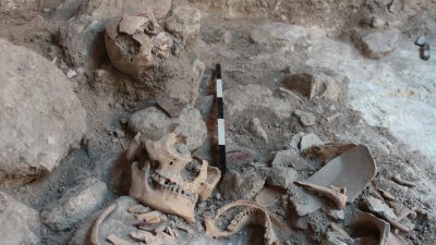 Massengrab der Maya: Isotopenanalyse weist auf Kriegsgefangene hin