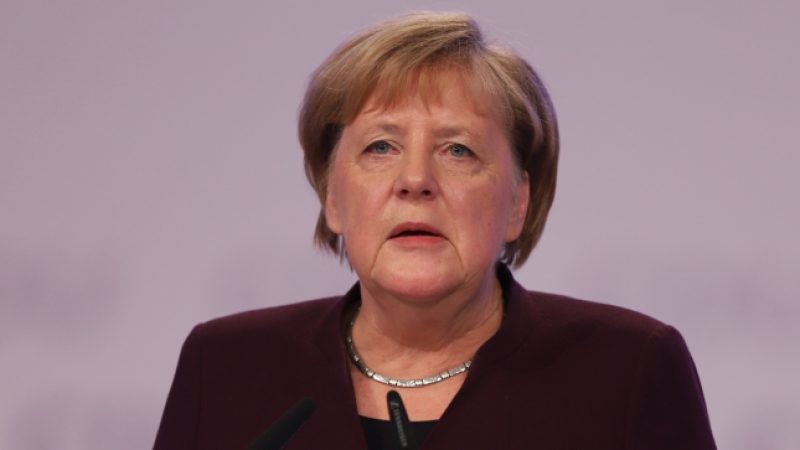 Merkel will Koalitionsvertrag mit SPD nicht neu verhandeln