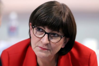 Kündigungs-Affäre: CDU und FDP setzen Esken unter Druck – Aufklärung oder Rücktritt?
