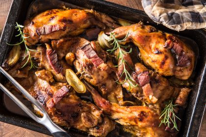 Unbekannte stehlen in Sachsen Weihnachtsbraten von Balkon
