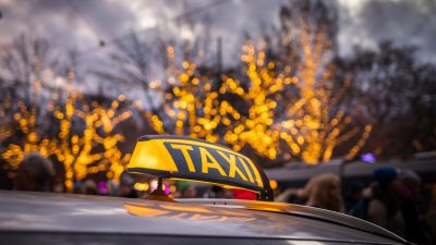 Rüsselsheim: Weihnachts-Feierabend endete für Taxifahrer mit Messerstich – Fahndung nach jungen Männern