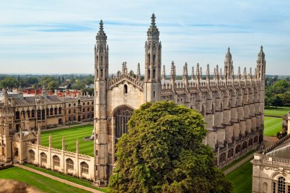 Universität Cambridge bietet bis Sommer 2021 ausschließlich Online-Vorlesungen an