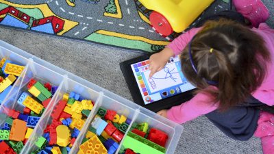 Bundesnetzagentur warnt vor Spionen im Kinderzimmer