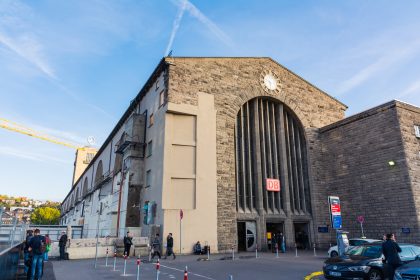 Stuttgart: Hauptbahnhof wegen Feuerwehreinsatzes für Zugverkehr gesperrt
