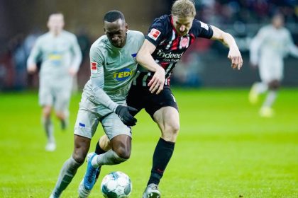 Klinsmanns Hertha gibt Sieg in Frankfurt noch her