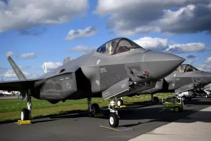 Neue Fehlinvestition? Bundeswehr erhält F-35-Kampfjets mit 826 Mängeln