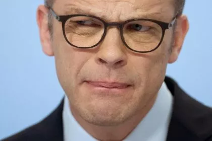 Deutsche Bank spürt bei Radikalumbau mehr Gegenwind
