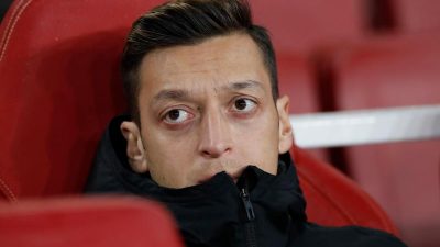 Arsenal distanziert sich von Özil-Posting