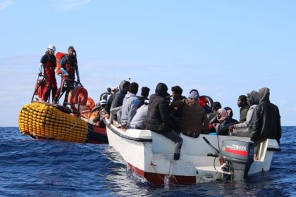 Mittelmeer: „Ocean Viking“ wartet mit 118 afrikanischen Migranten auf Erlaubnis zur Hafeneinfahrt