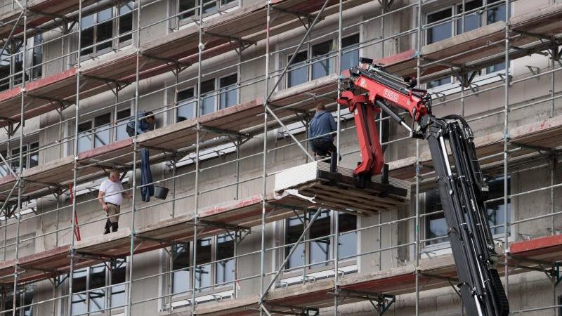 Baufinanzierungen: Niedrige Zinsen treiben das Geschäft der Bausparkassen