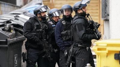 Schüsse beim Checkpoint Charlie? Polizei Berlin meldet einen Fehlalarm