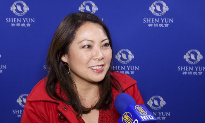 Preisgekrönte Nachrichtensprecherin: „Shen Yun ist zu einem Phänomen explodiert“