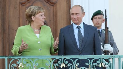 Merkel reist für Krisengespräch zu Putin