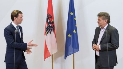 Konservative und Grüne stellen Regierungsprogramm für Österreich vor