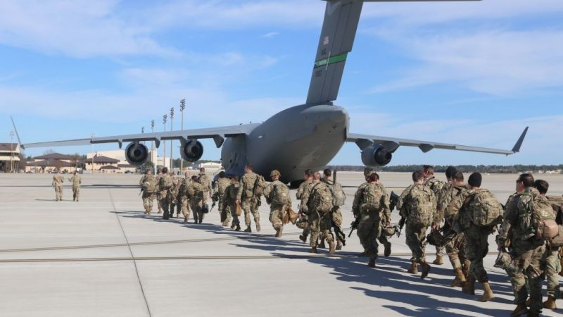 Präsenz ausländischer Truppen im Irak: Nato und Bundeswehr ziehen Soldaten ab – Frankreich nicht