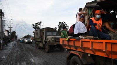 Lavaausbruch: 10.000 Menschen bringen sich vor Ausbruch von Vulkan nahe Manila in Sicherheit