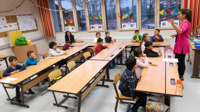 Aufregung an Wiener Schule: Ministerium stoppt umstrittenes „Flüchtlingsrollenspiel“