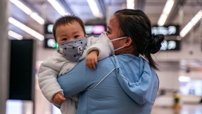Wegen weiterhin geöffneter Grenze zu China: Krankenschwestern in Hongkong melden sich aus Protest krank