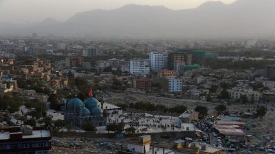 Afghanistan: Passagierflugzeug über Taliban-Gebiet abgestürzt – Viele Tote befürchtet