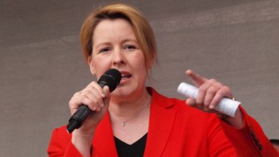 Die Regierungskoalition fortführen: Giffey gibt neuer SPD-Führung Rückendeckung