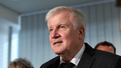 Einig mit Kanzlerin: Seehofer gegen Ausschluss von Huawei bei 5G-Netz-Ausbau in Deutschland