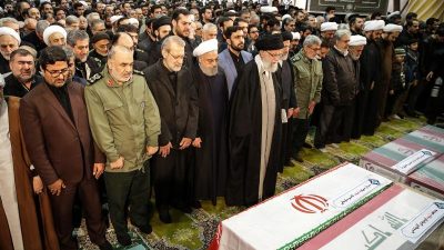 Beisetzung des bei einem US-Angriff getöteten iranischen Generals Soleimani