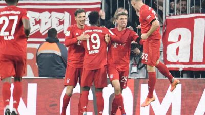 Sieg gegen Schalke: Bayern nutzen Leipzig-Patzer meisterlich