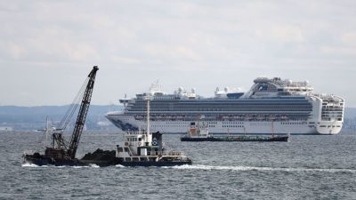 Coronavirus: Japan stellt Kreuzfahrtschiff mit über 3.500 Menschen unter Quarantäne