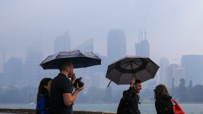 Heftige Regenfälle in Australien: Feuerwehr sieht wieder Hoffnung im Kampf gegen Brände