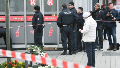 Nach Hanau-Anschlag: Politiker fordern von Beamten Austritt aus der AfD