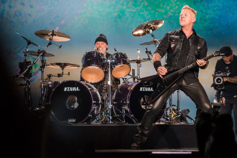Lars Ulrich and James Hetfield rocken die Bühne bei einem Metallica-Auftritt in São Paulo, Brasilien.