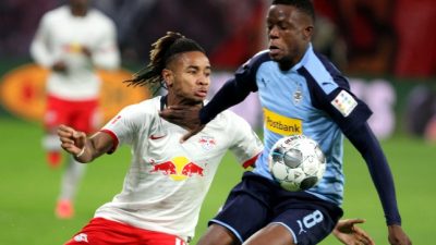 1. Bundesliga: Leipzig 2:2 gegen Gladbach – Bayern bleiben vorn