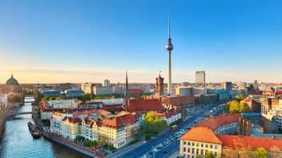 Berliner Mietendeckel tritt in Kraft – bei Verstößen drohen Vermietern bis zu 500.000 Euro Bußgeld