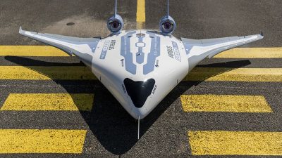 Das Maveric-Modell von Airbus auf der Landebahn