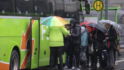 Flixbus kritisiert staatliche Unterstützung der Bahn: „Das verzerrt den Wettbewerb“