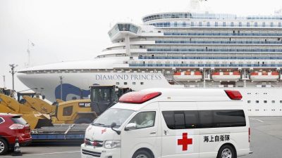 Das japanische Gesundheitsministerium hatte bis Sonntag mehr als 1200 der rund 3400 Passagiere und Crewmitglieder des Kreuzfahrtschiff „Diamond Princess“ getestet.
