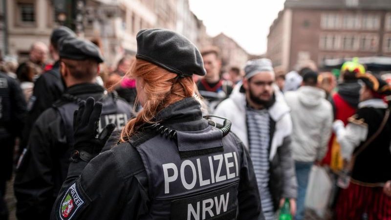BDK-Chef: „Ohne Überstunden wäre die NRW-Polizei längst vollständig kollabiert“