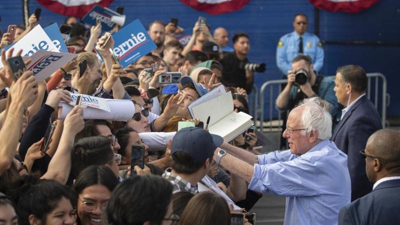 Sanders zieht als klarer Favorit in die dritte Vorwahl
