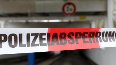 Oberbayern: 38-jährige Mutter stürzt in den Tod – Polizei findet zwei tote Kinder