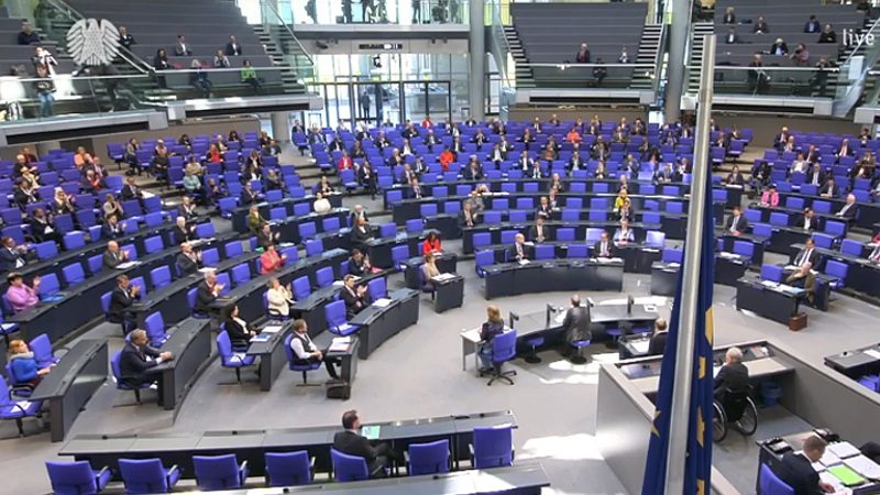 Corona-Sondersitzung im Bundestag: Massiver Eingriff in Grundrechte geplant