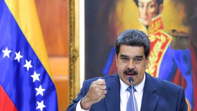 Maduro nimmt wegen angeblicher „Invasion“ zwei US-Bürger fest