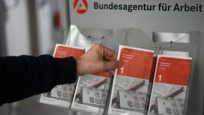 Kurzarbeit in fast einer halben Million Unternehmen in Deutschland