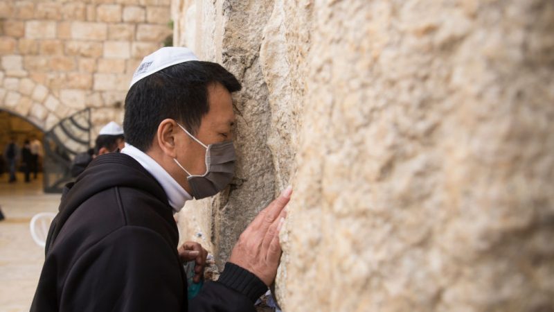 Rabbi Mendel Kessin sieht Coronavirus als Zeichen: „Gott bestraft China“