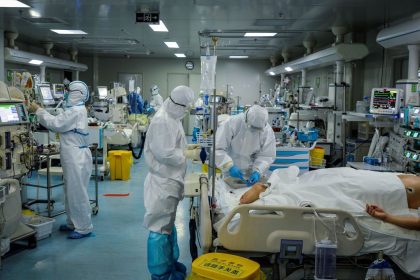 Ärzte erwartet Entscheidungen über Leben und Tod bei Corona-Überlastung