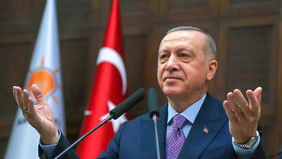 Bereits 18.000 Flüchtlinge an der Grenze zur EU – Präsident Erdogan: „Wir haben die Tore geöffnet“