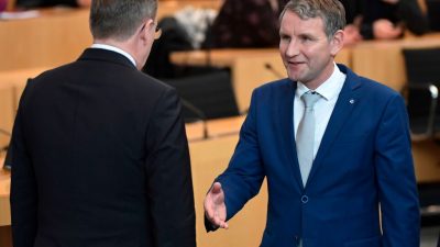 Thüringen-Wahl: Ramelow ist erneut Ministerpräsident und lehnt Höckes Gratulation ab