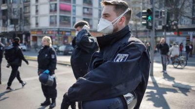 „Corona-Partys“: Berliner Polizei darf bei „legitimen“ Verdachtsfällen Wohnungen durchsuchen