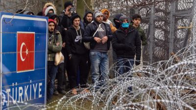 Bulgarien wehrt sich gegen griechisches Flüchtlingslager
