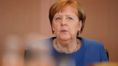 Merkel rät in Corona-Krise: „Lieber eine Sekunde länger in die Augen schauen und lächeln“